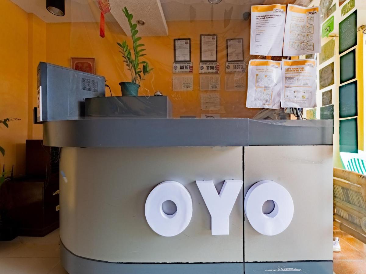 Oyo 573 Voyagers Palace Пуэрто-Принцеса Экстерьер фото